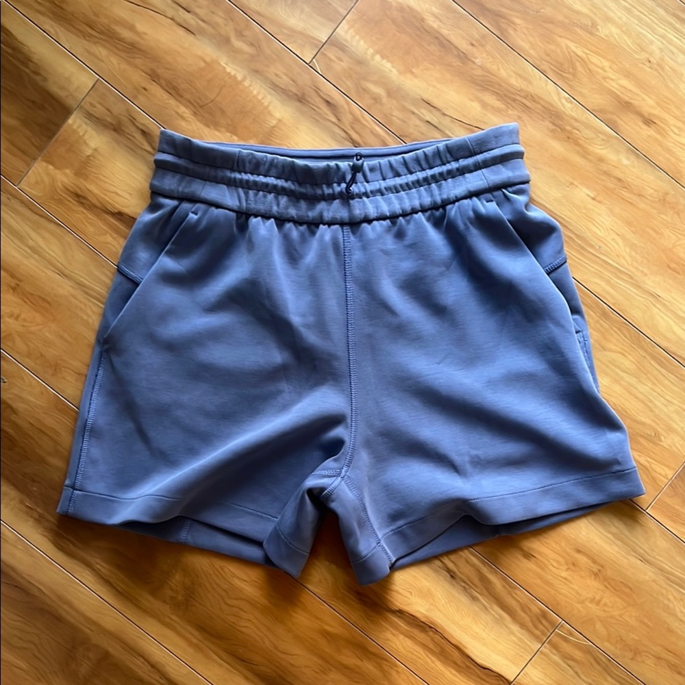Softstreme HR Short 4” Like New